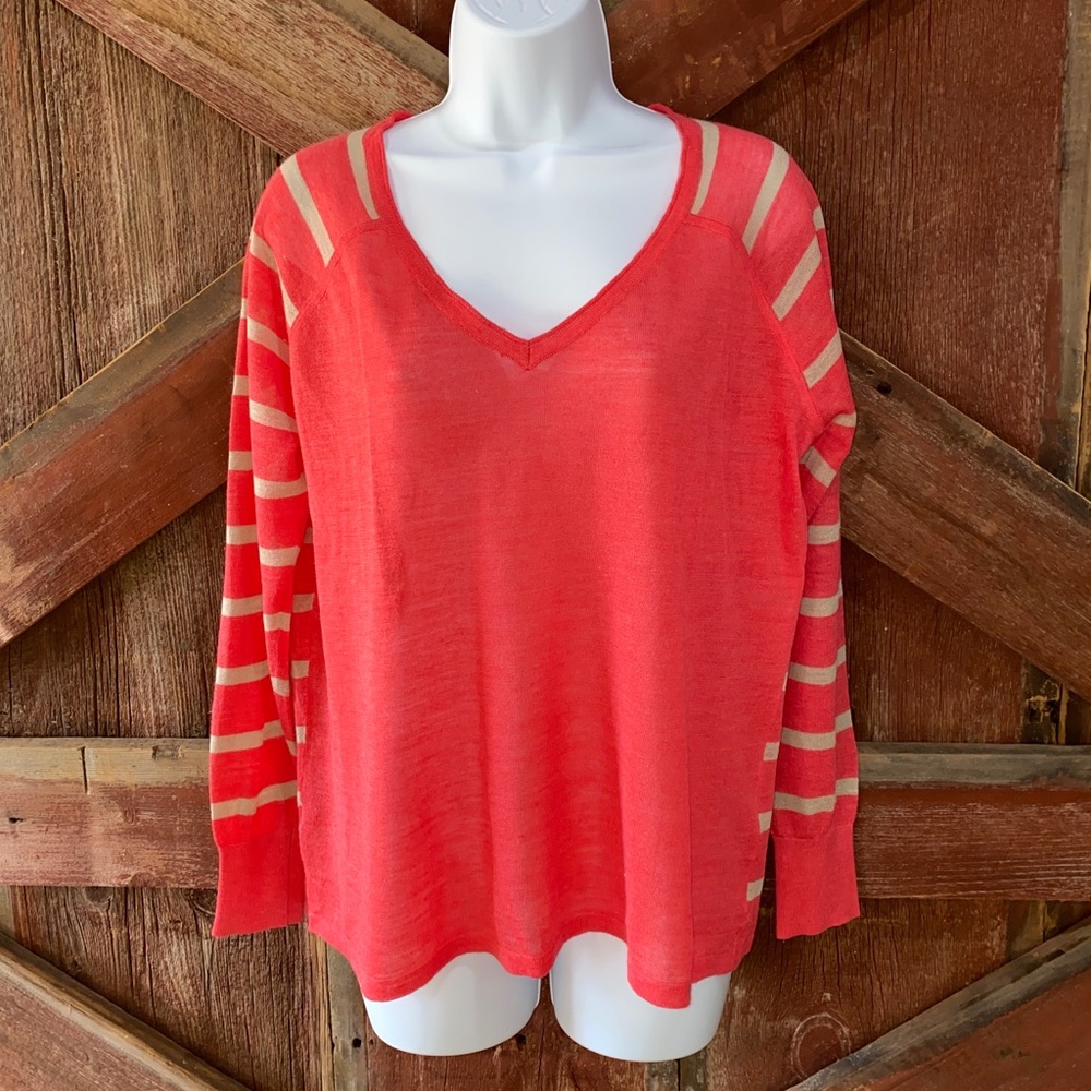 Ann Taylor Loft Small Top Peach V Neck Rayon Striped Cuffed Sleeves, Lightweight